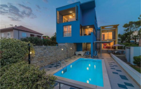 Two-Bedroom Apartment in Kozino